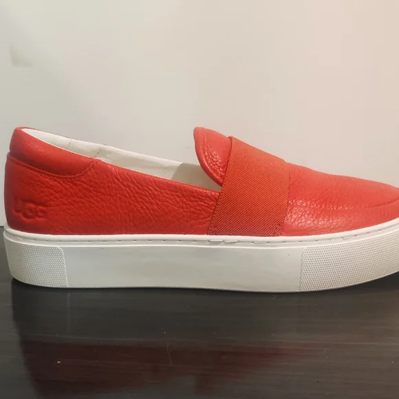 UGG Chayze Platform Sneakers Leather Slip On Round Toe Rubber Sole Red 8.5 Mint - Picture 5 of 15